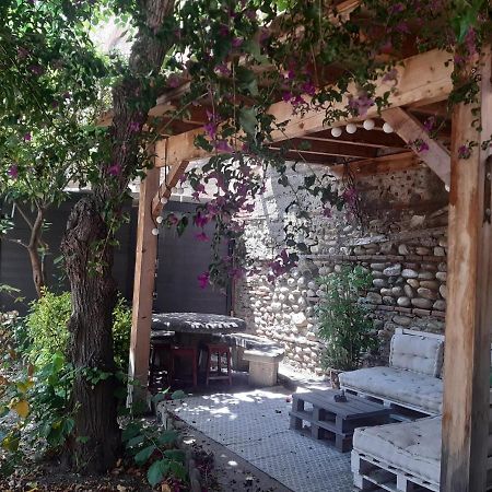 Charmante Maison De Ville Avec Jardin Perpignan Exterior foto